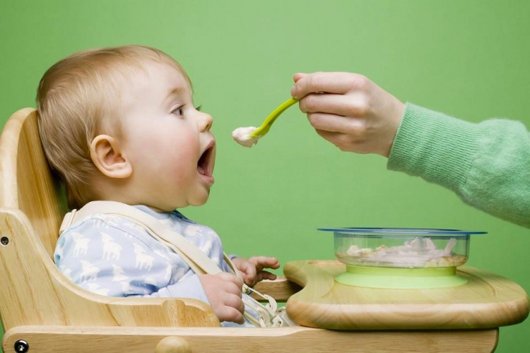 Quelles recettes pour bébé faire en cuisine ? 3 idées !